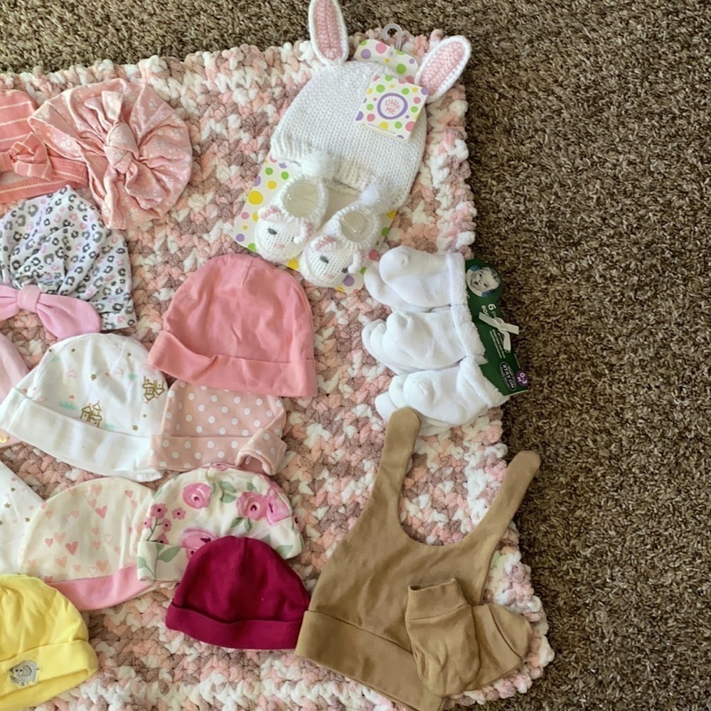 Baby Girl Bundle Mittens, Hats, and Slippers - Picture 5 of 14